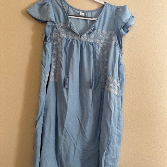 Old Navy size Large Chambray Embroidered Dress - Picture 9 of 11